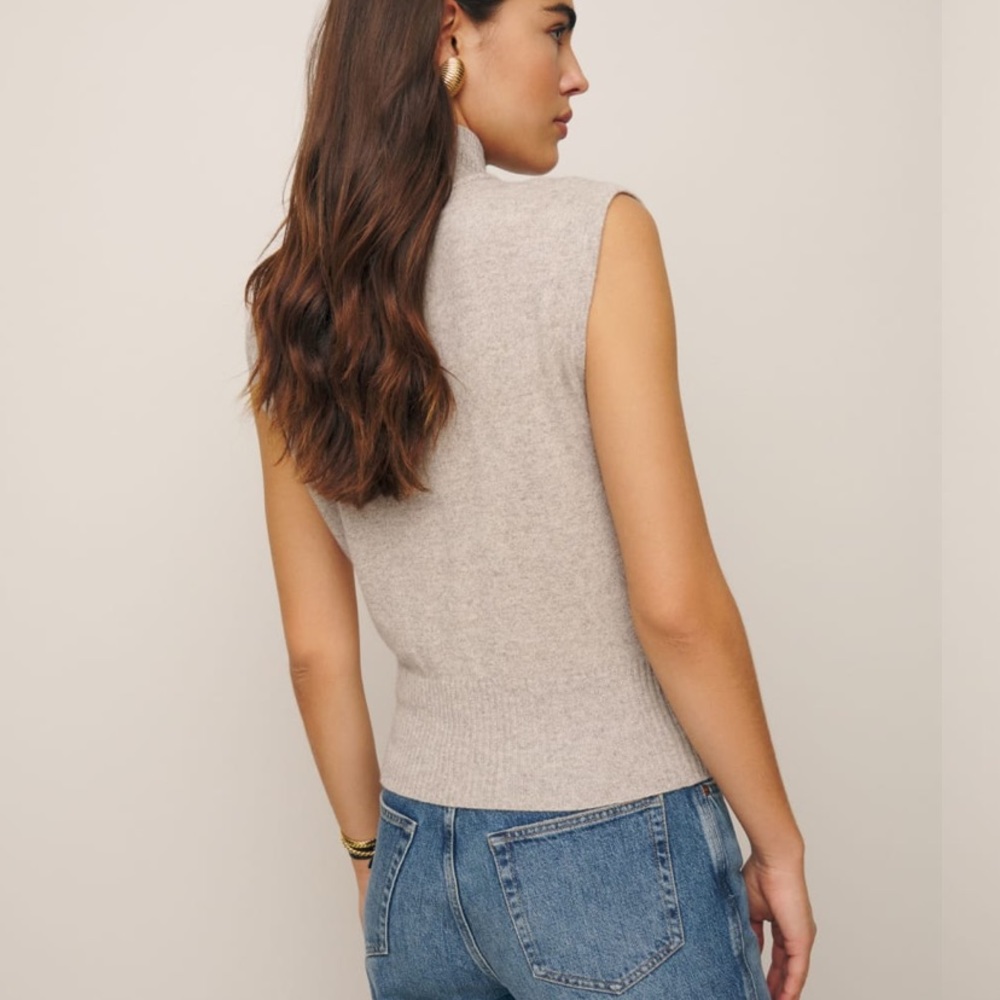 Reformation Cashmere Sleeveless Turtleneck Sweater NWT - Picture 5 of 5